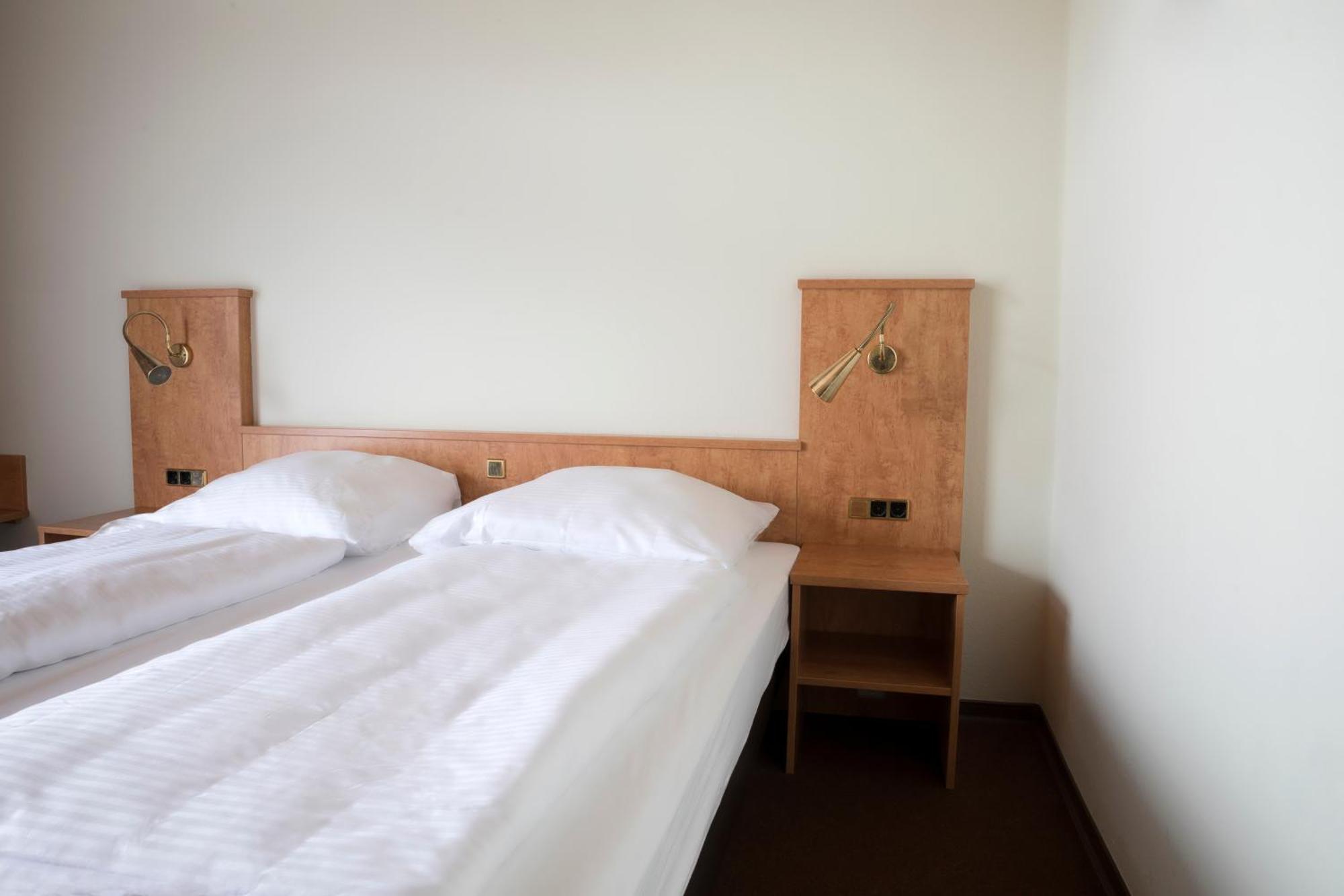 Hotel Zur Post Weilheim an der Teck Εξωτερικό φωτογραφία